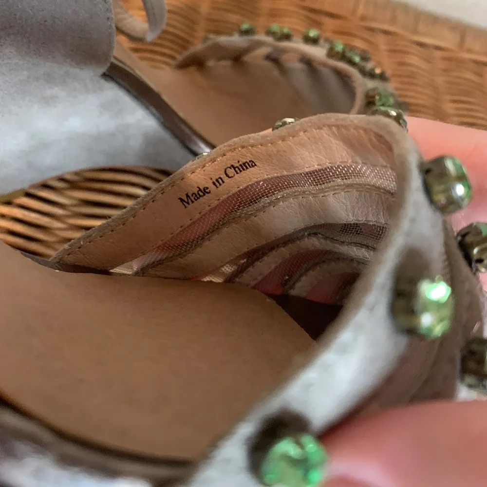 Anthropologie Faryl Robin Gray Suede Wedges with Jeweled Open Toes Size 8 - Image 7