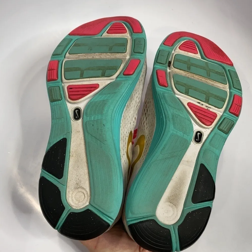 Nike  lunarglide 4 sneakers‎ size 8 - Image 7