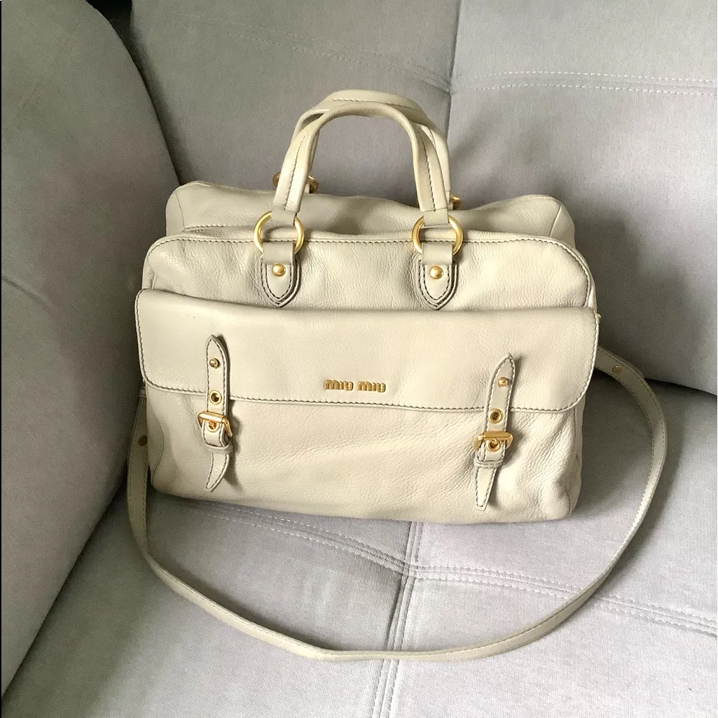 Authentic MIU MIU leather bag 🌹🌹🌹 - Image 2