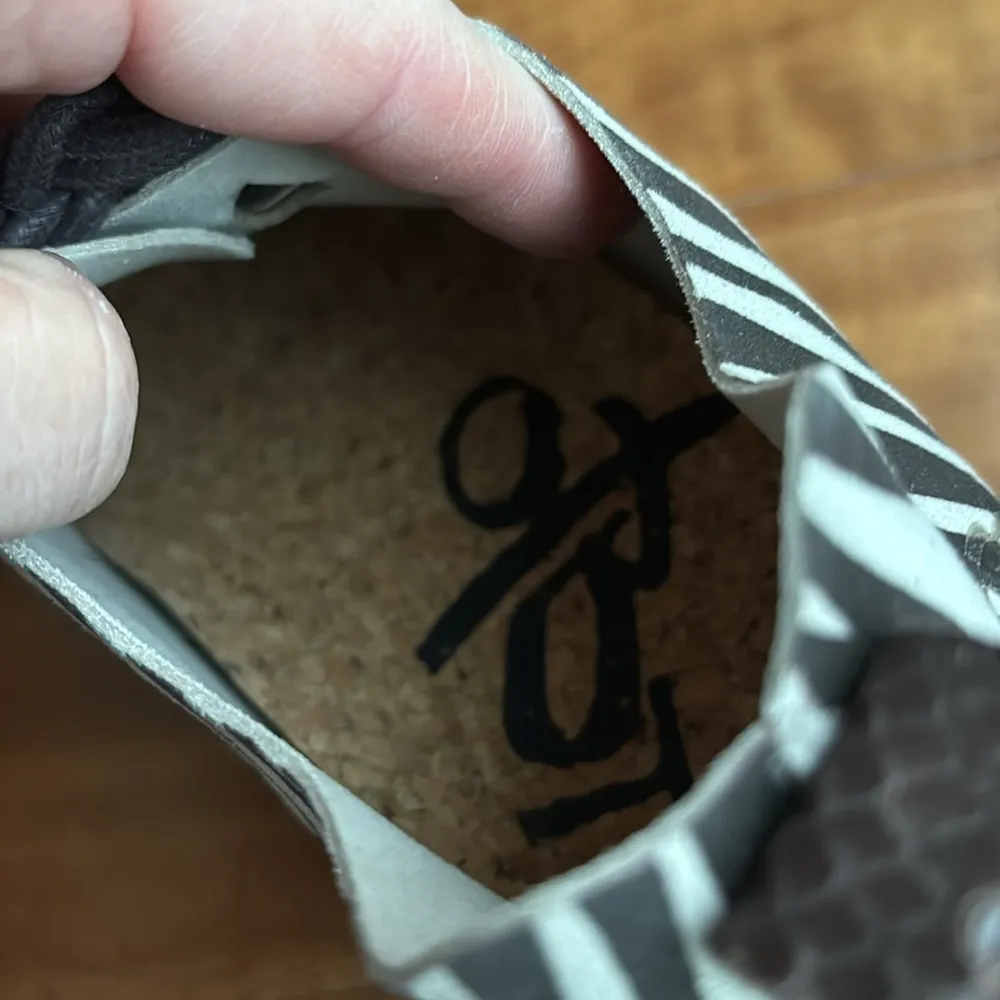 OTBT  sneakers - Image 10