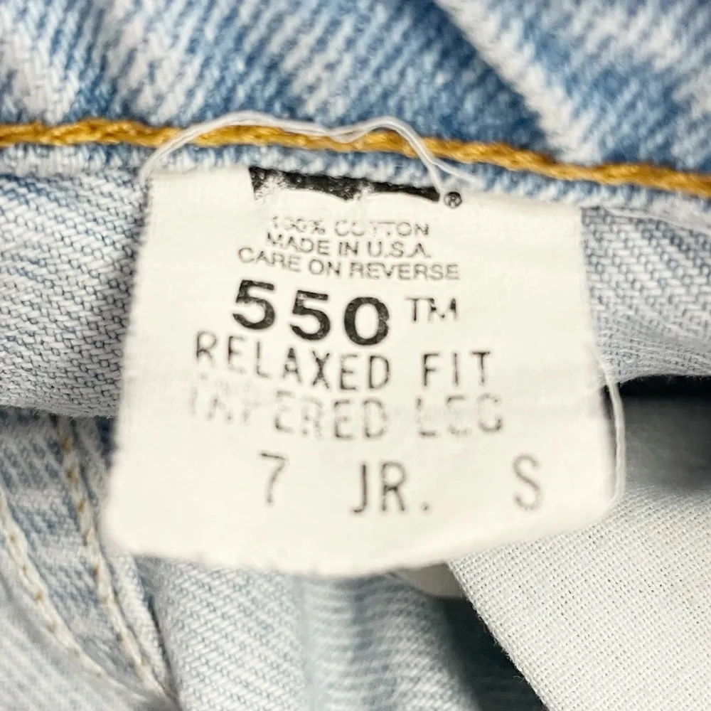 Vintage Levi’s 550 Relaxed Fit Tapered Leg Jeans Light Wash Women’s Size 27 | 4 - Image 8