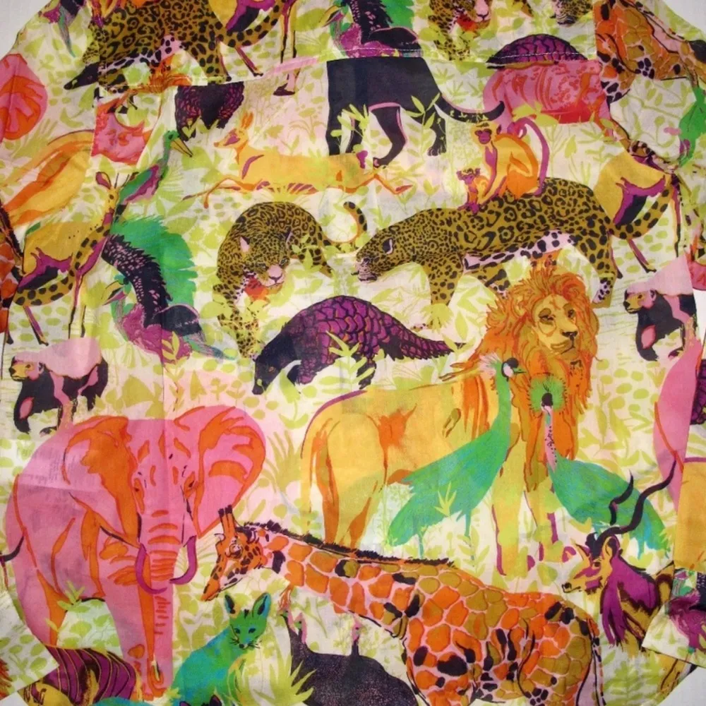 J.Crew Classic Popover Top in Ratti Safari Print size 00 - Image 3