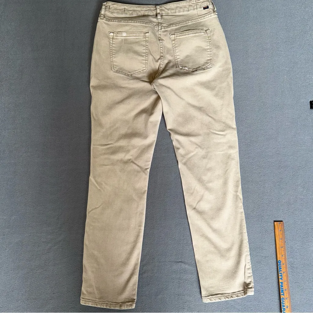 JAG JEANS Tan Distressed size 6 Relaxed Boyfriend 29 inch inseam - Image 8