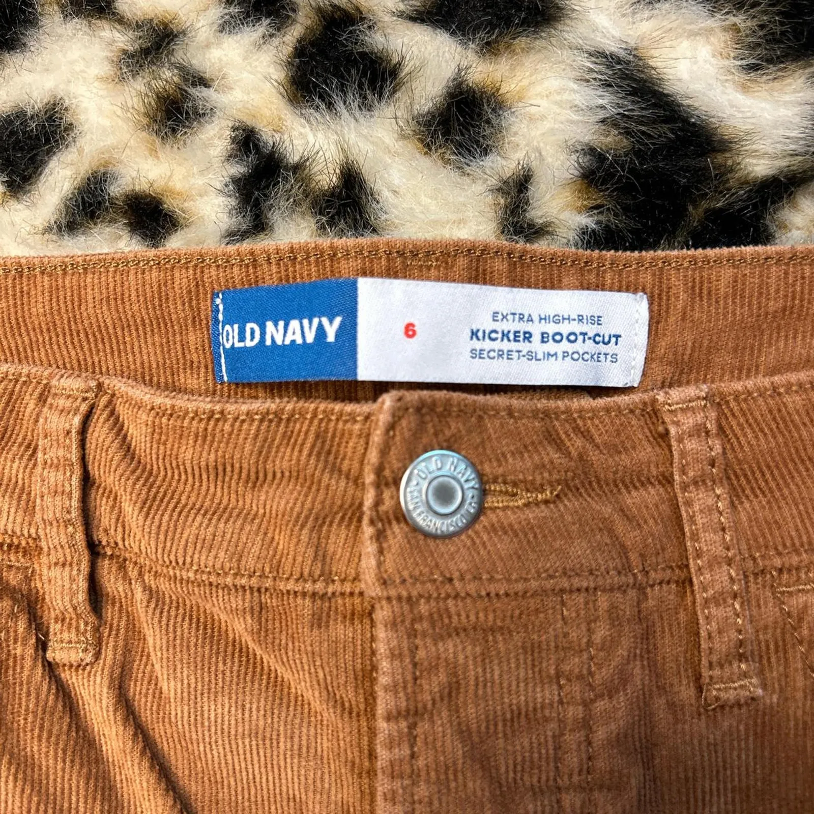 Old Navy Ultra High Rise Kicker Bootcut Corduroy Pants With Button Fly 6 - Image 2