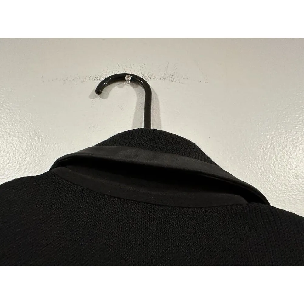 St. John Evening Black Santana Knit Satin Trim Jacket Rhinestone Button Size 6 - Image 6