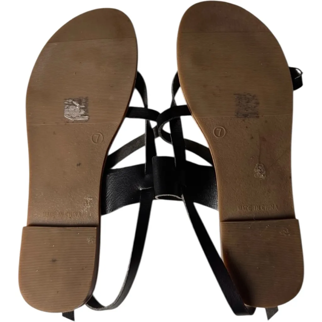 GAP Black Low Heel Ankle Buckle  Strappy Sandals Sz 7 - Image 6