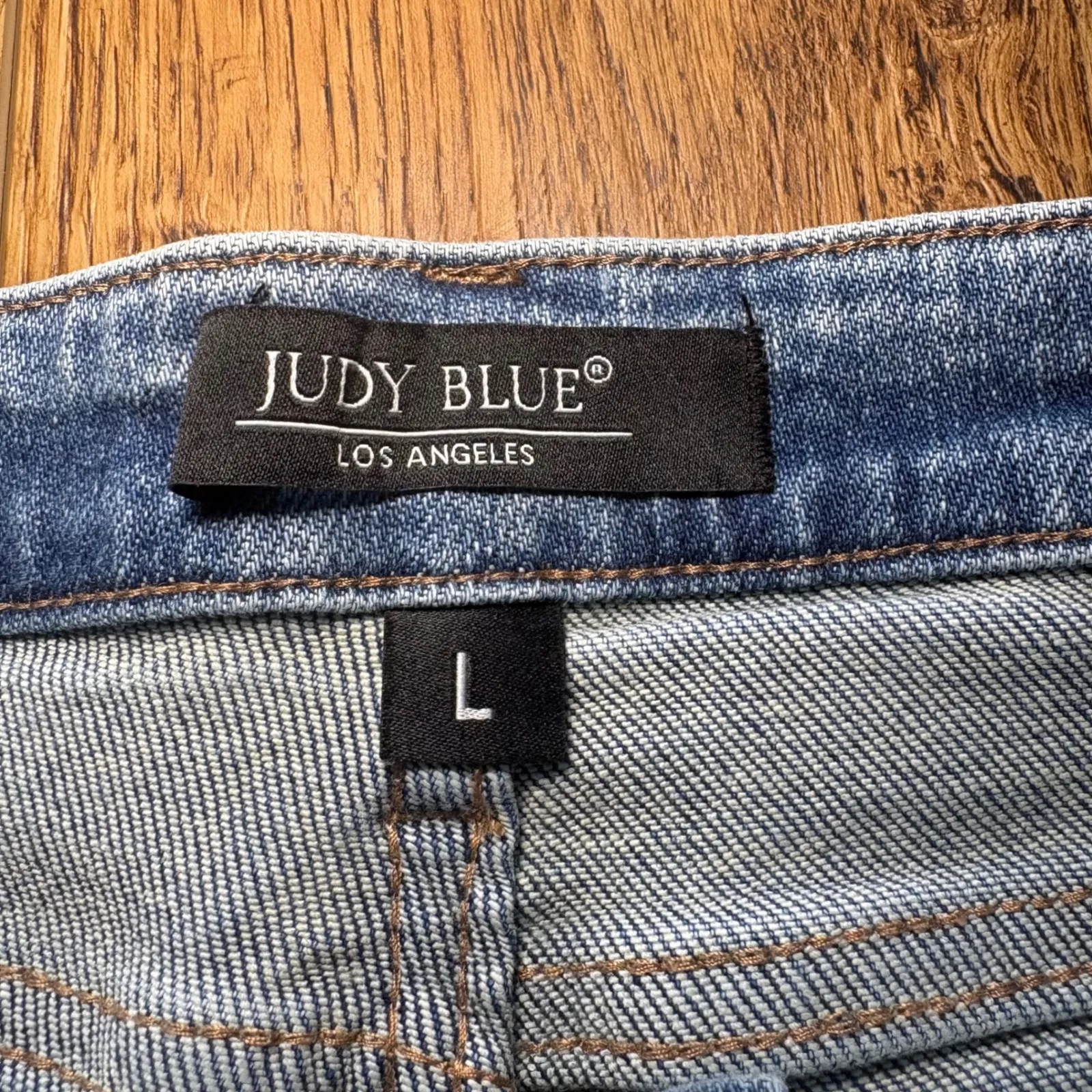 Judy Blue Cut Off Jean Shorts Denim Bermuda Shorts Frayed Hem Blue Womens L - Image 6