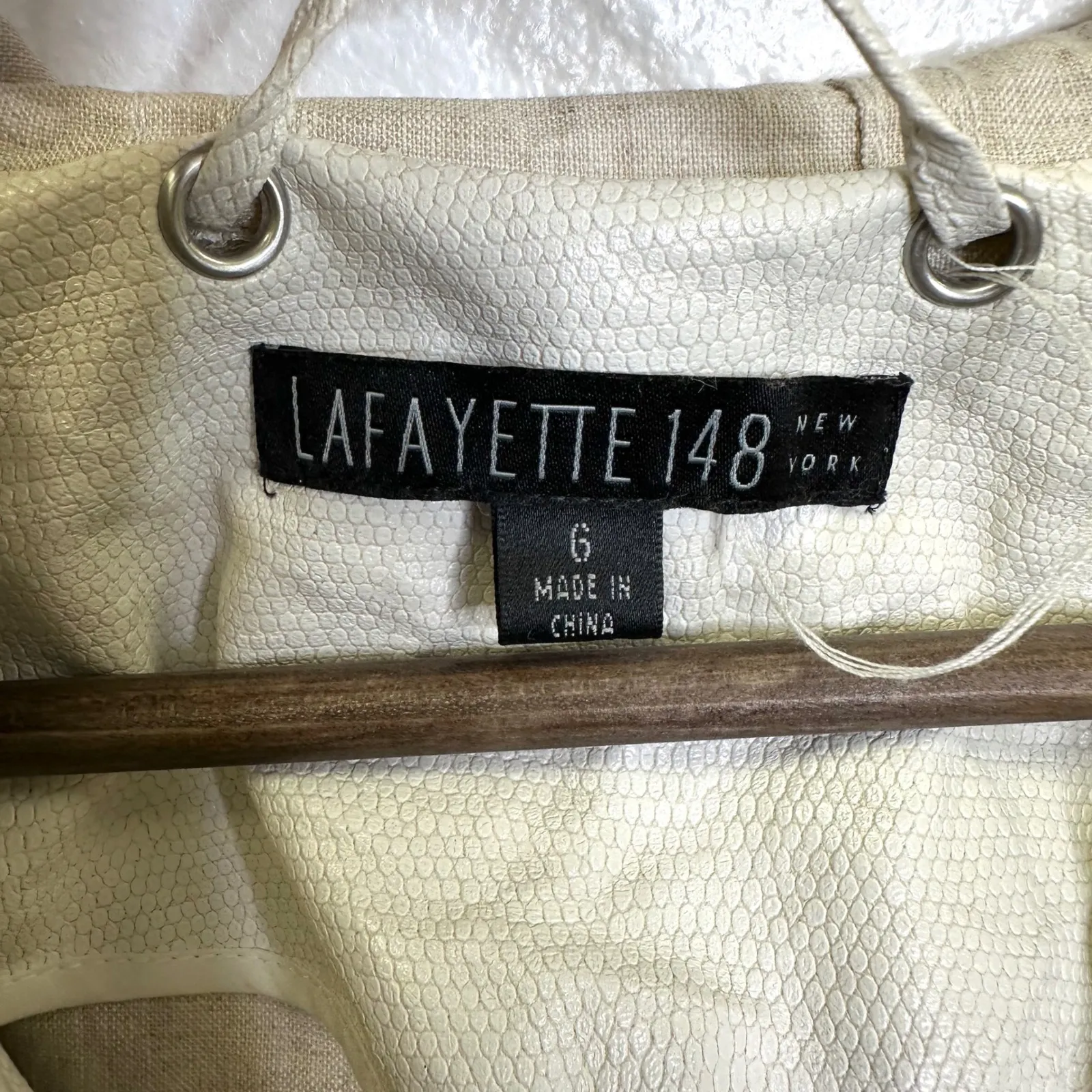 Lafayette 148‎ Linen Poly Blend Embossed Snake Utility Coat Cream Size 6 Tan - Image 4
