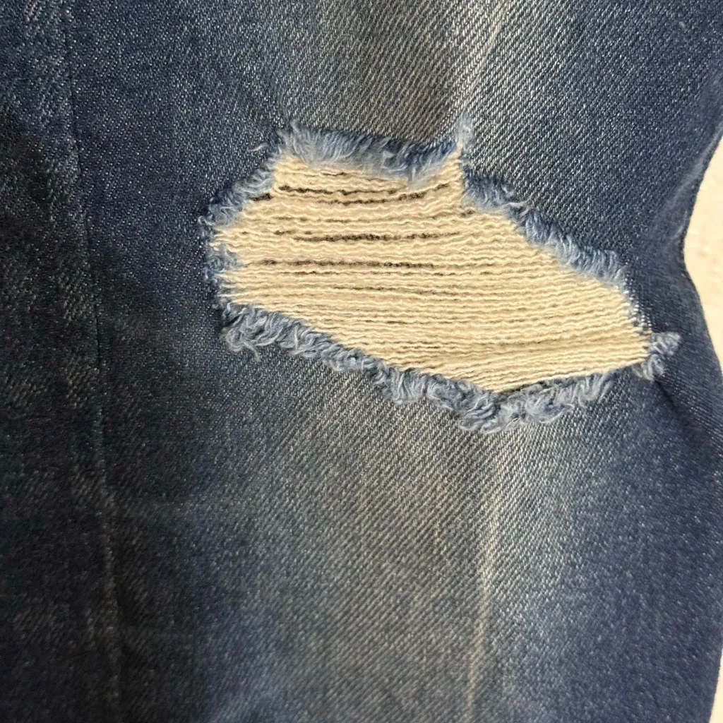 CQY Anthropology women’s Dark blue distress straight Slim denim jeans size 27 - Image 9