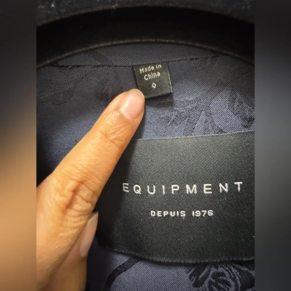 EQUIPMENT Elsworth Navy Two-Button Jacket Women’s Size Small - Image 6