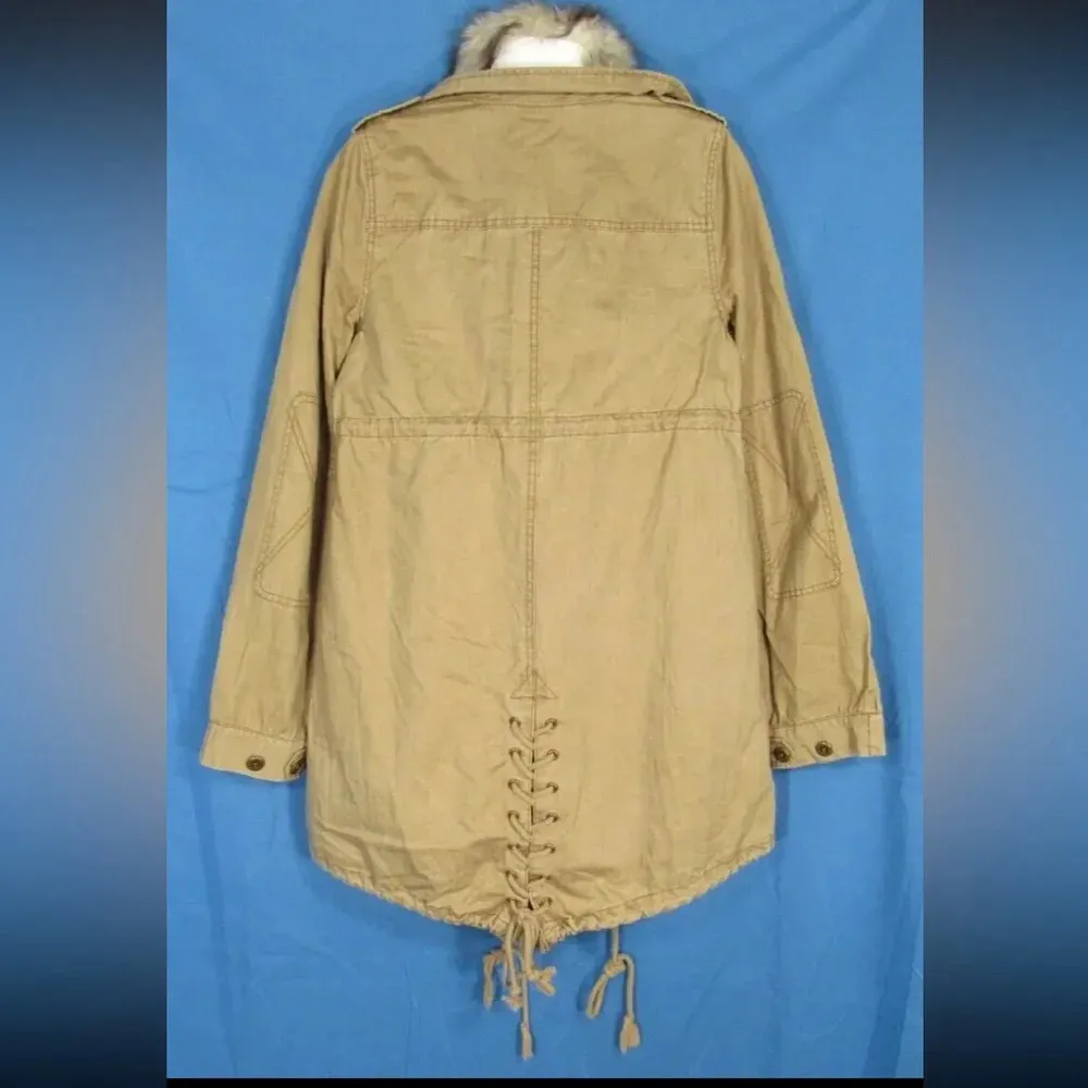 Free People We The Free Boho Field Parka Fur Trim Utility Jacket in Khaki barn - Image 5