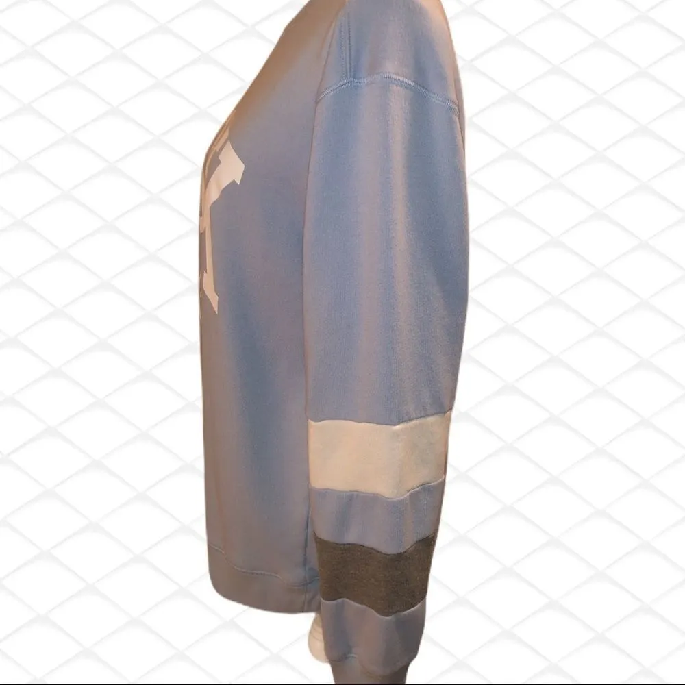 Pink brand blue sweatshirt - Image 4