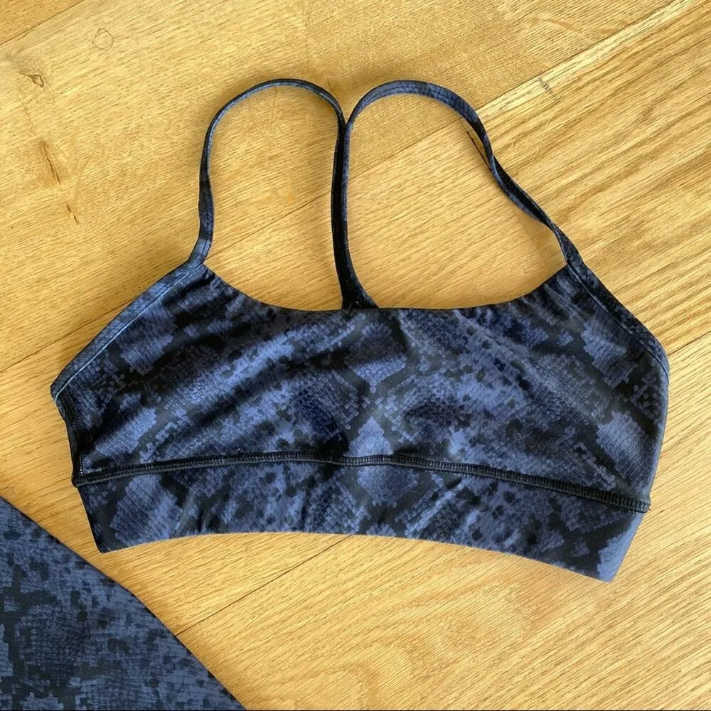 CHRLDR Snake Victory Sports Bra & High Waisted Leggings in Blue - Image 3