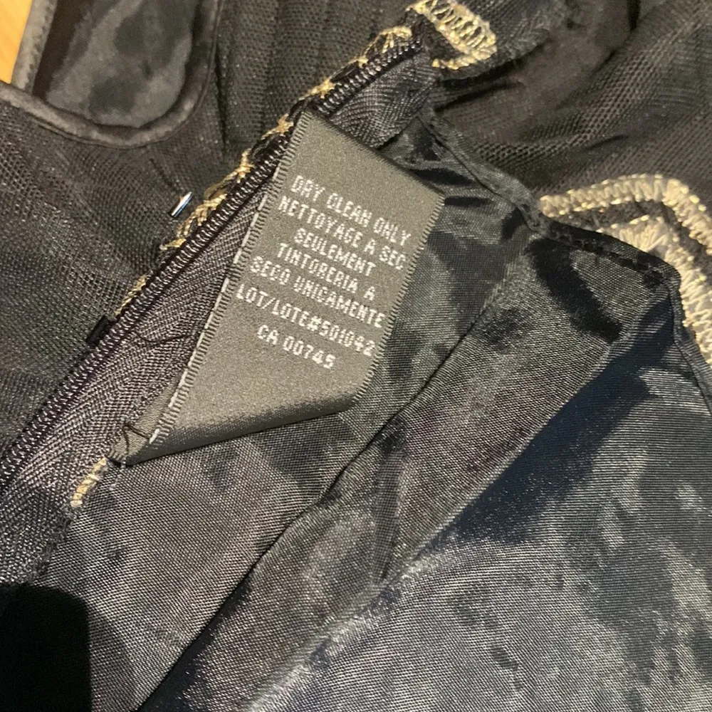 Stunning top for holiday parties by JS Collection NWT - Image 9