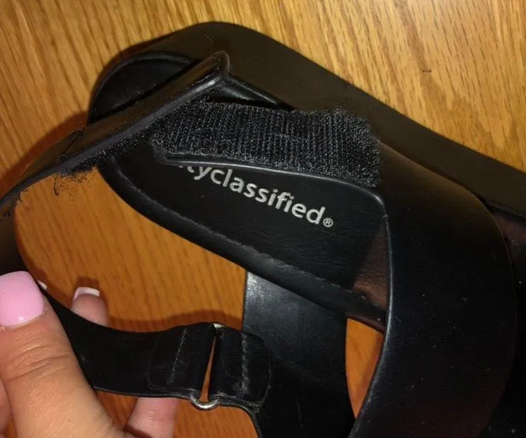 City Classified Platform Sandals  - Image 5