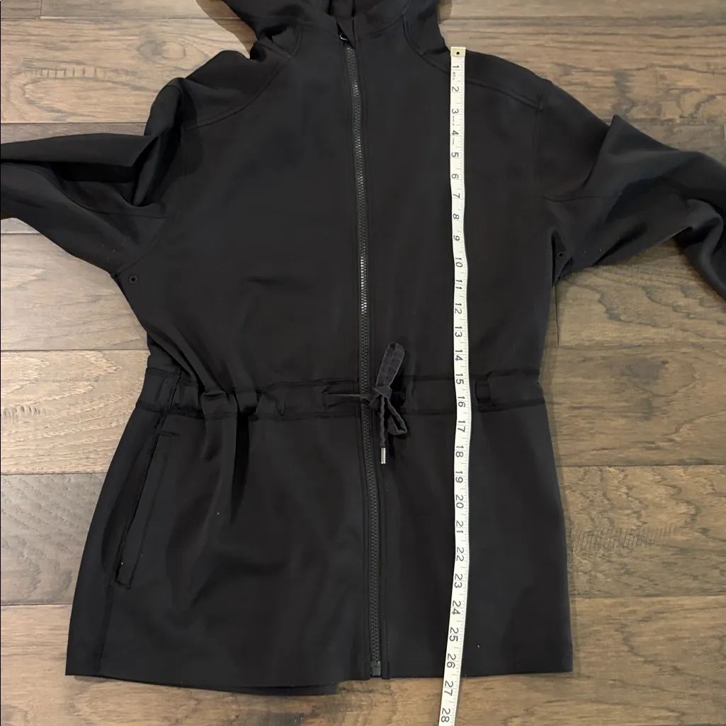 Lululemon Softstreme Tie Waist Hooded Jacket Sz 8 - Image 9