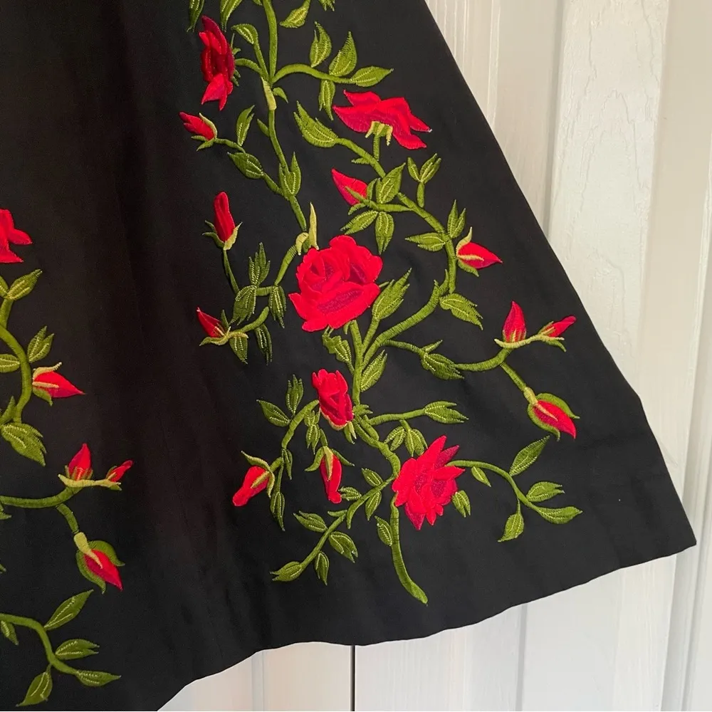 Neiman Marcus Rose Floral Circle A Line Skirt Sz 8 Black Silk Blend - Image 6