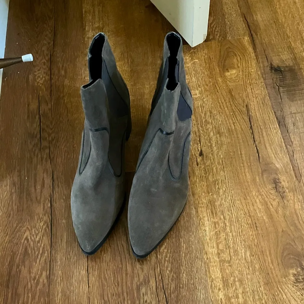 Zara Woman Dark Grey Suede Ankle Boot - Image 2