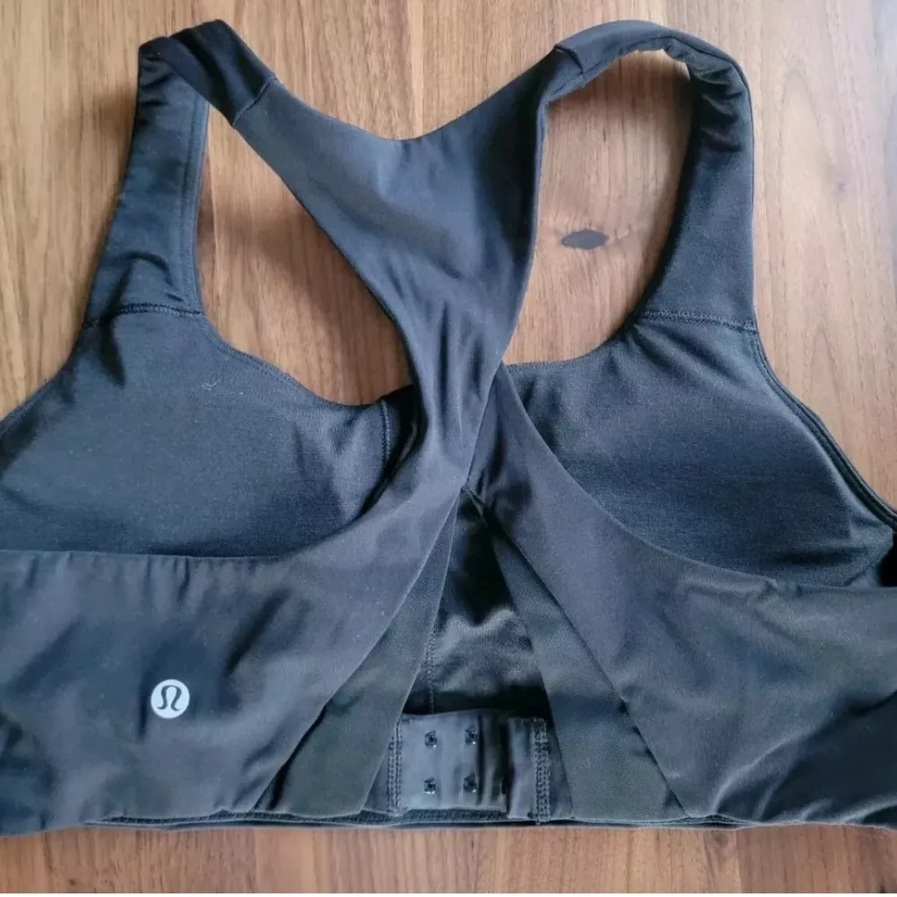 Lululemon Black Sports Bra Size 10 - Image 2