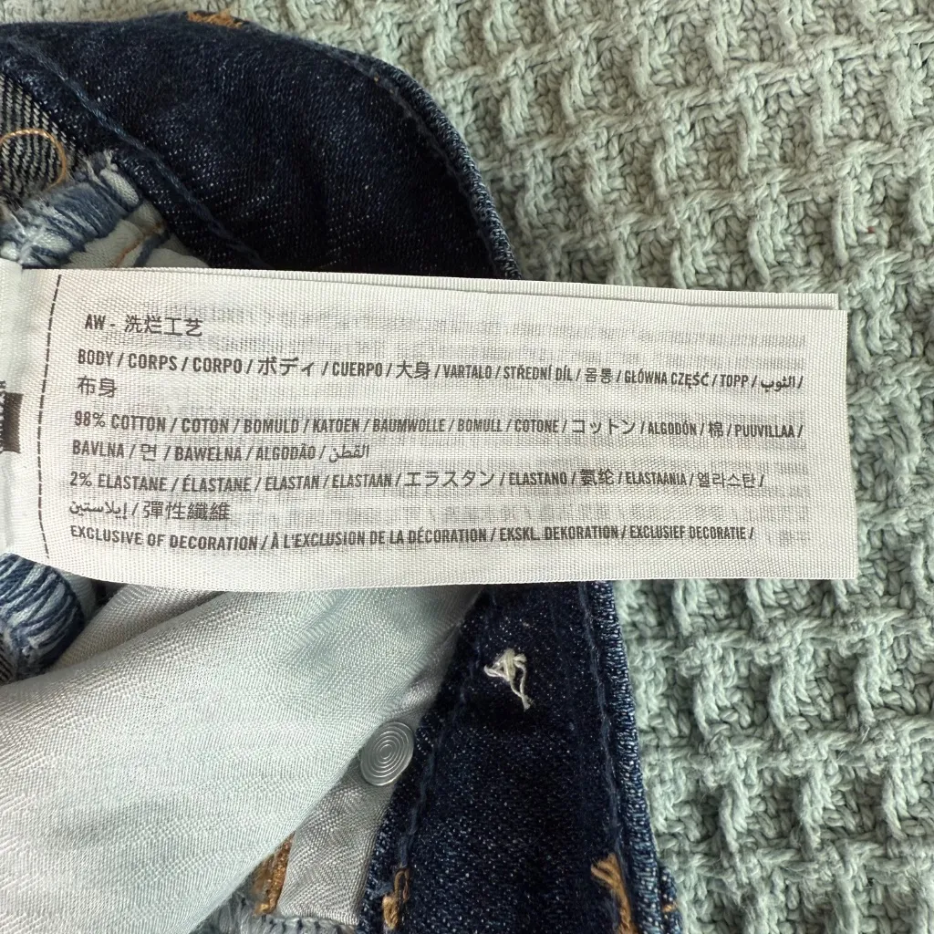 Abercrombie & Fitch The 90s Straight Ultra High Rise Jeans Womens 28 6R Denim - Image 4