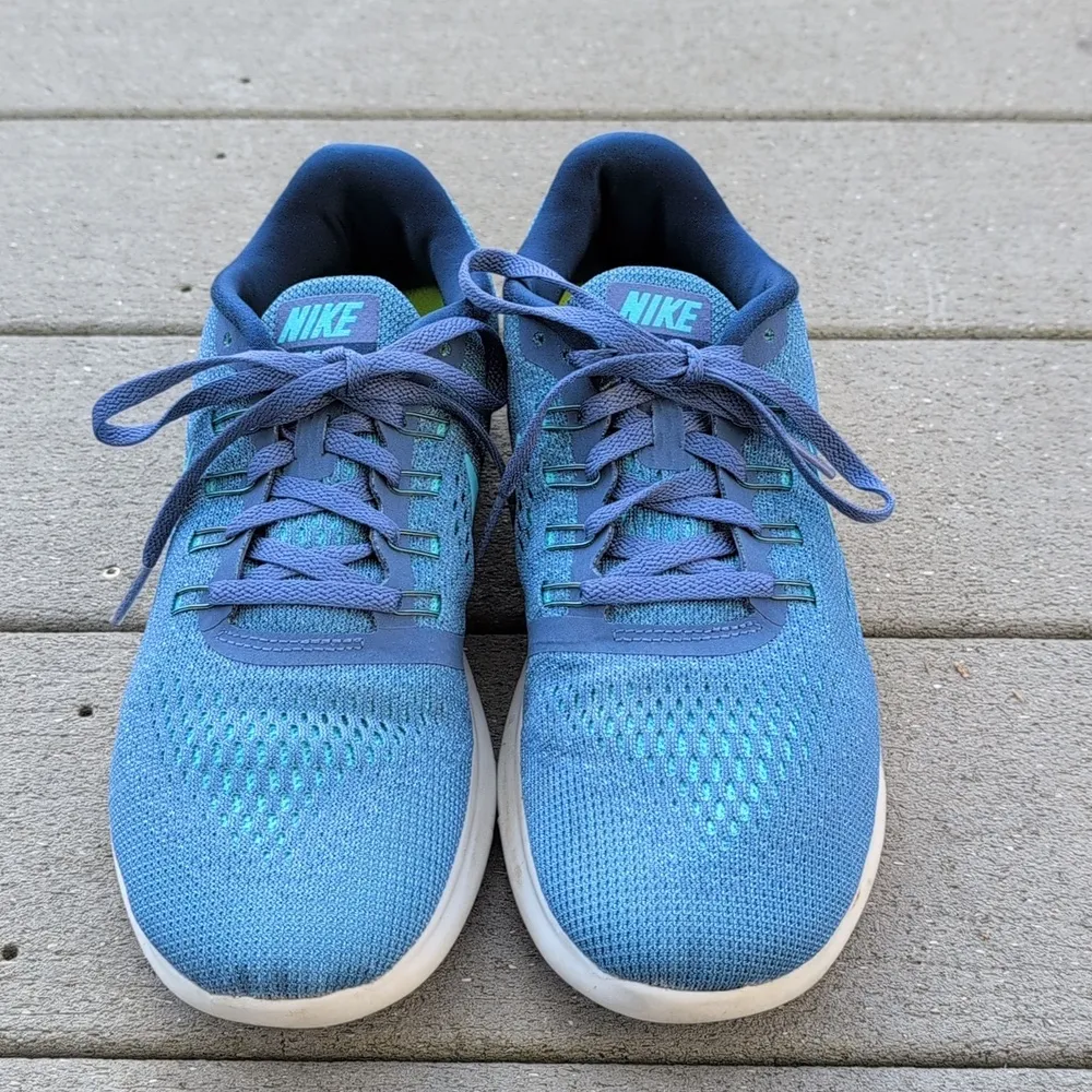 Nike Free RN Running Shoes | Women's Nike Free RN Sneakers 831509-406 - Image 2