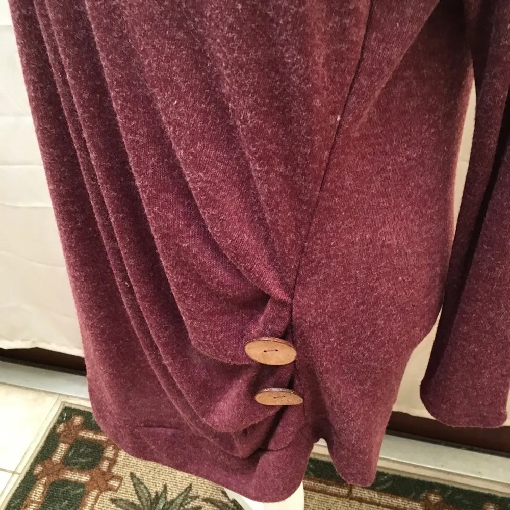 Twenty Second long sleeve light sweater Top - Image 3