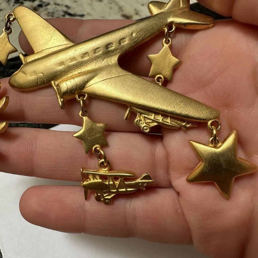 Large Matte Gold Tone Airplane With Plane Sun & Star Charms Brooch Pin - Image 5