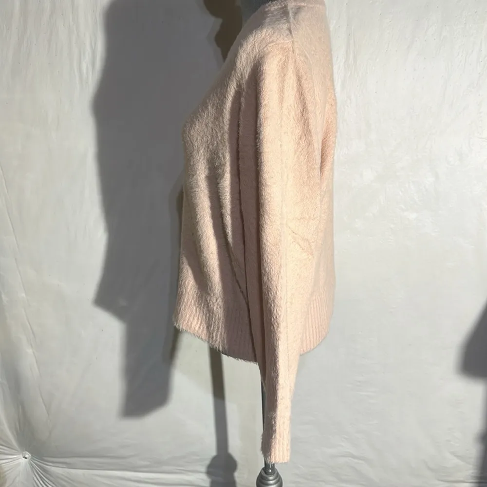 Old Navy Light Pink Fuzzy Sweater - Size XL - Image 2