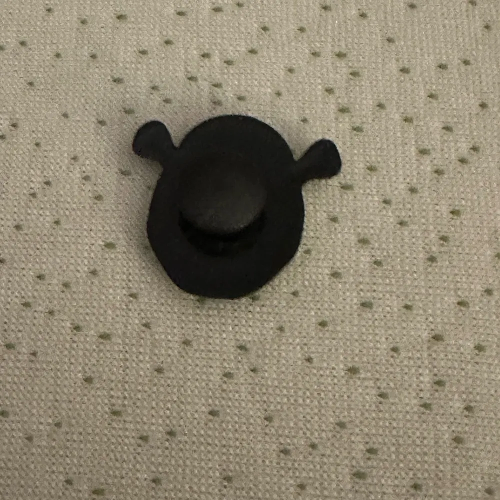 Jibbitz Shrek Croc Charms NWT White Size undefined - Image 4