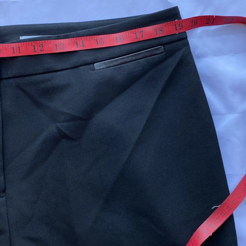 NWT π€ Classiques Entier Nordstrom Stretch Casual Front Zip Pants/Leather Trim - Image 4