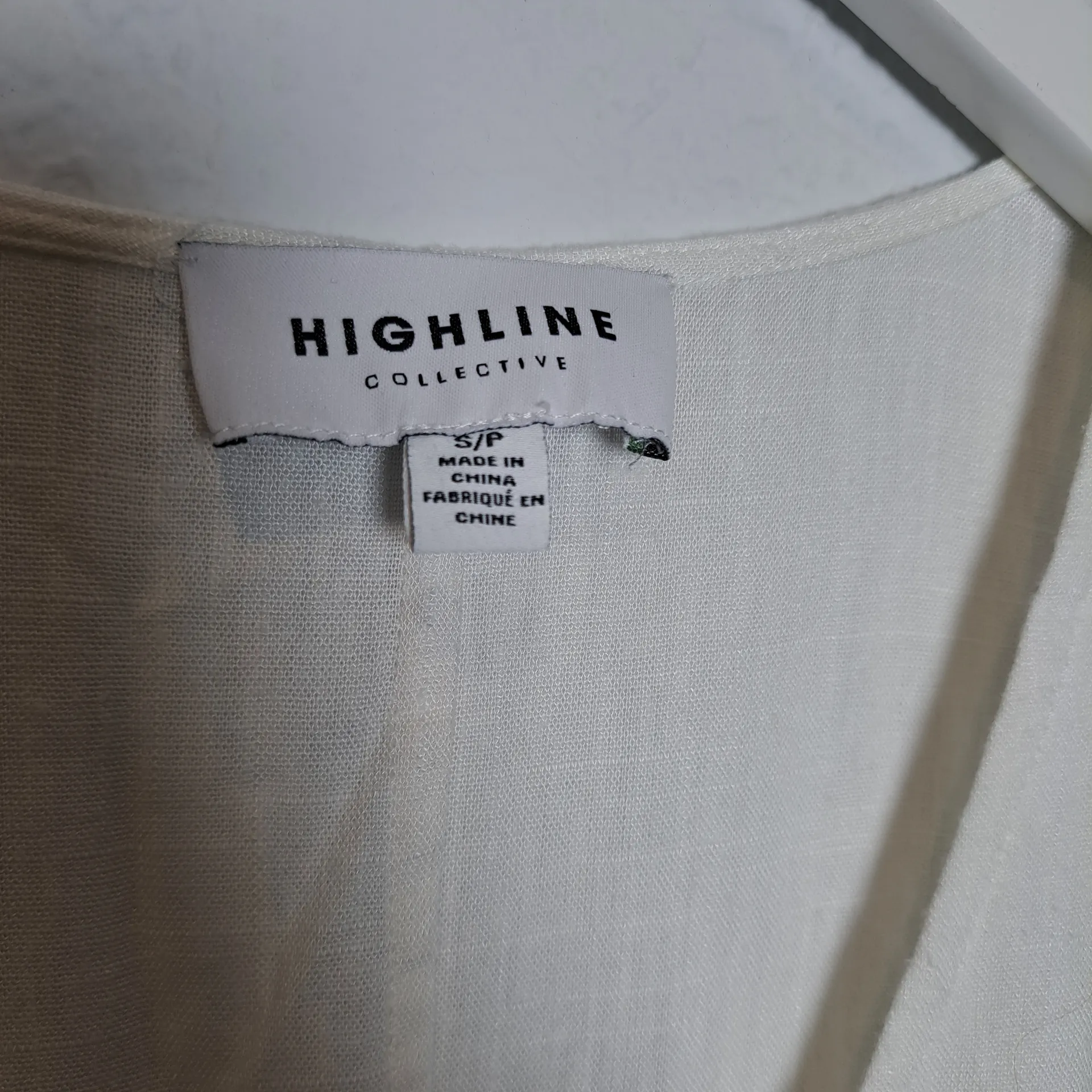 Chic Ivory Button-Down Dress - Image 2