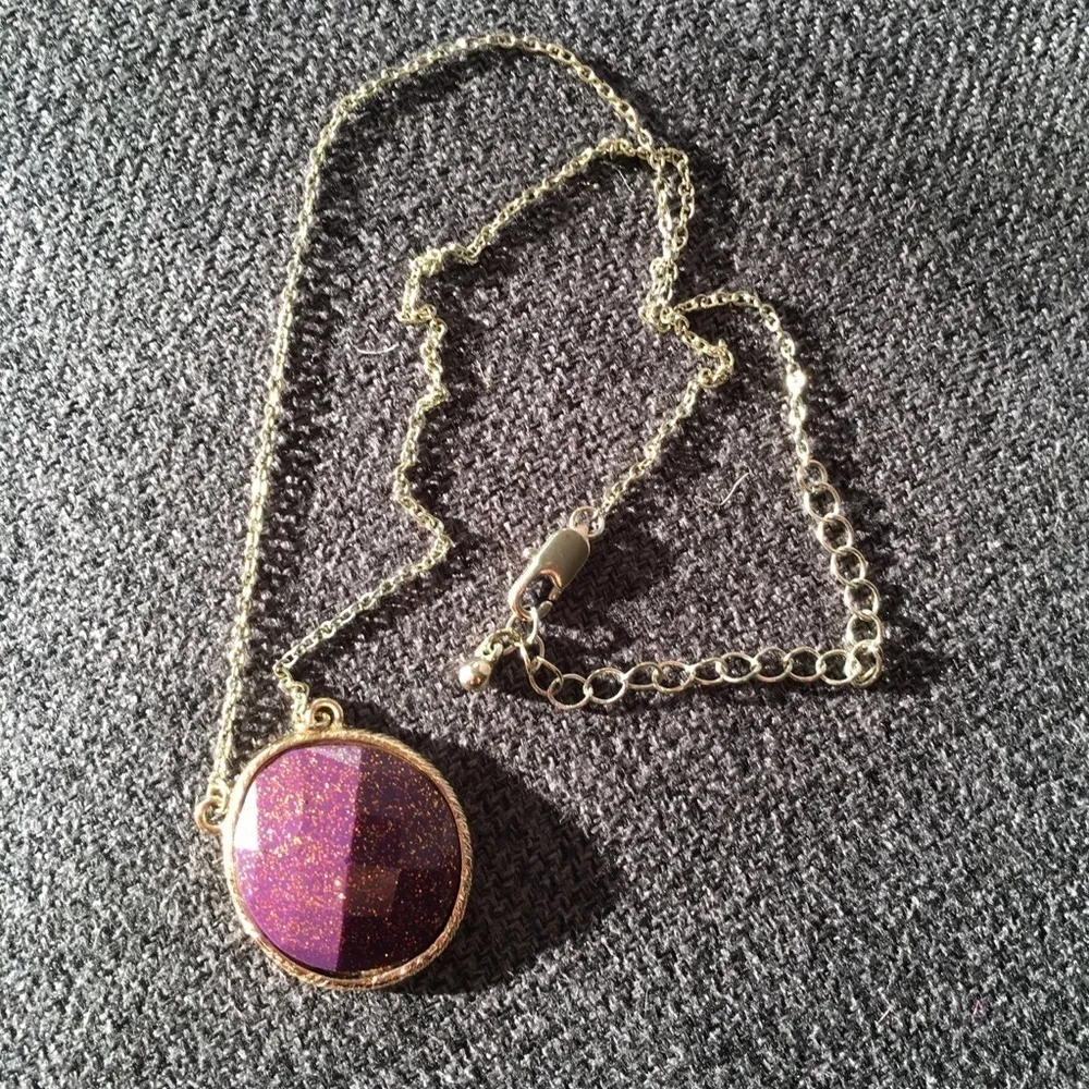 Festive, Purple Glitter, Faceted Acrylic Choker Necklace, 10+ in chain - Image 5