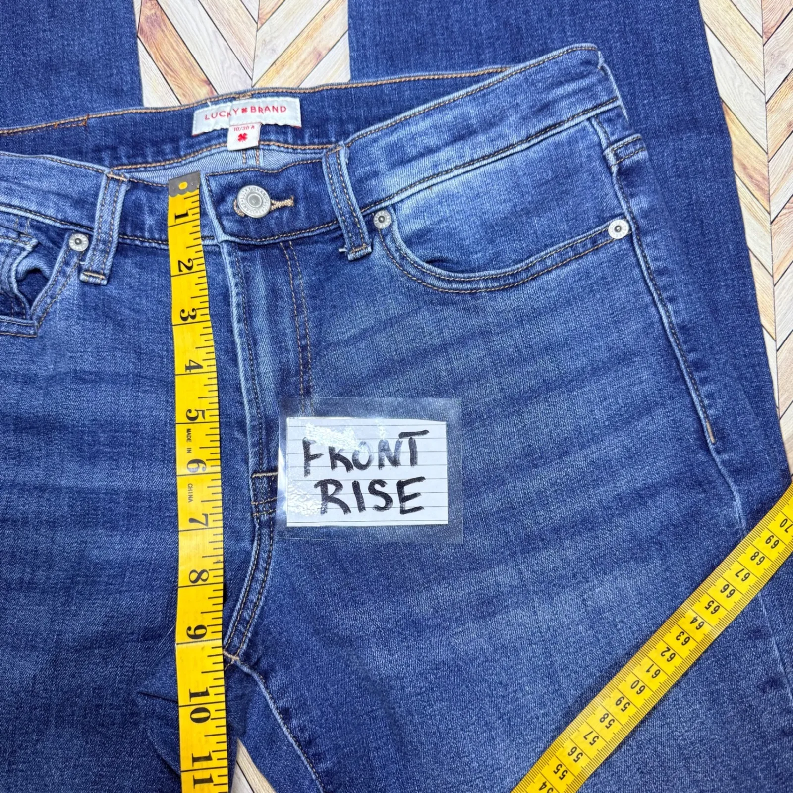 Lucky Brand Womens Jean Sweet Mid Rise Straight Leg 30/10 Classic 5 Pocket Comfy - Image 6