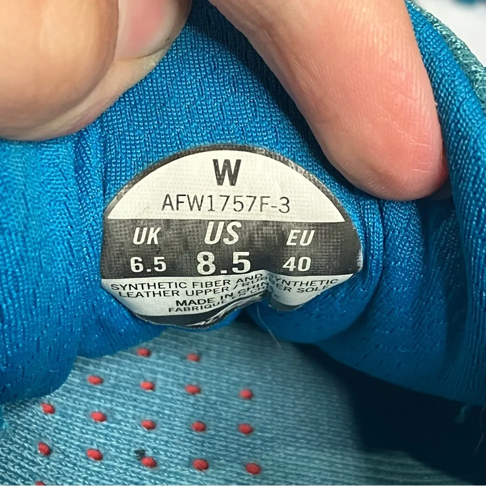 Altra timp trail running‎ shoes sneakers gaiter trap blue women’s size 8.5 - Image 9