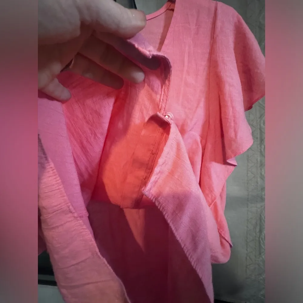 NWOT Nine West Medium coral Short sleeve button down top with side ruffles - Image 3