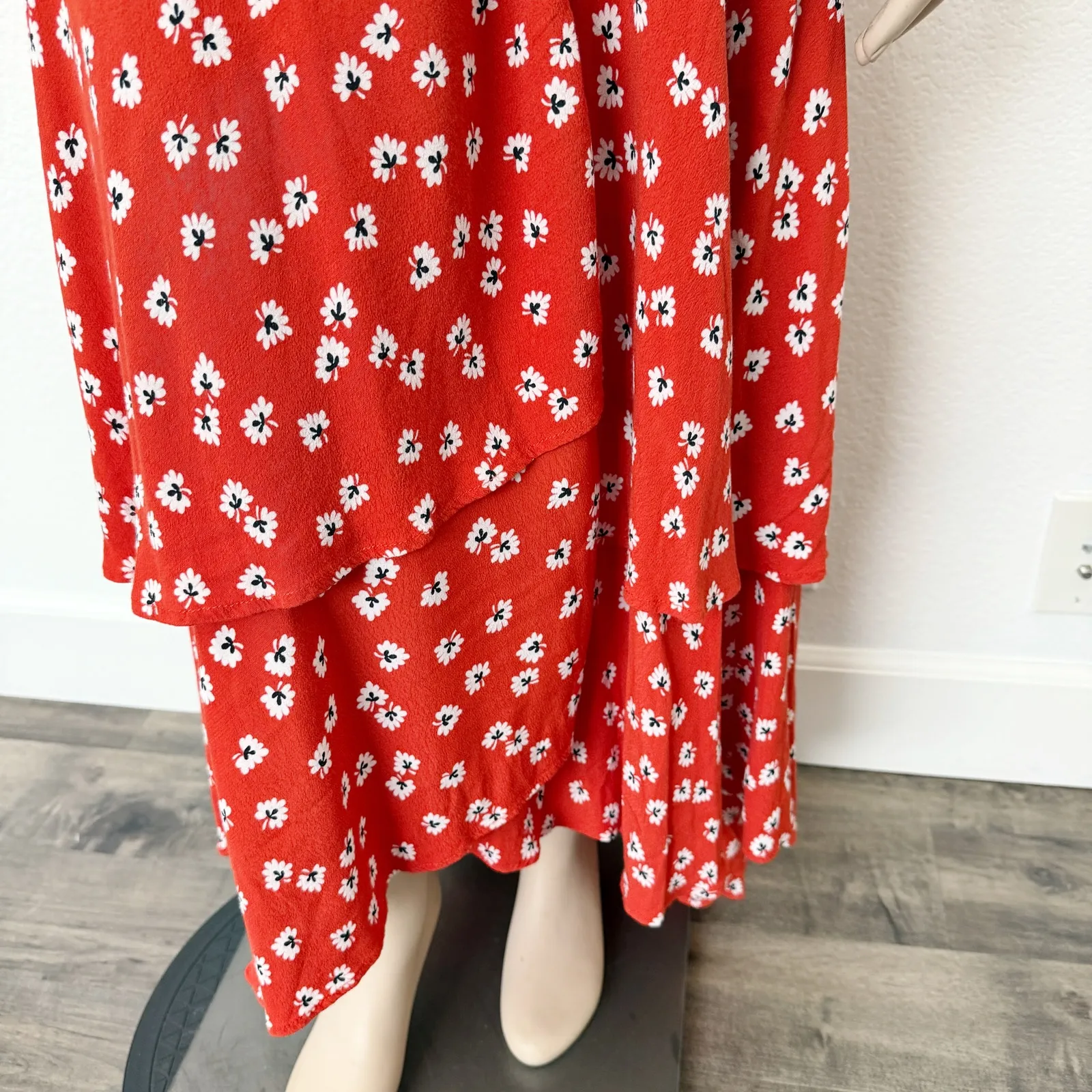 [Ganni] Silvery Crepe V-Neck Floral Print Wrap Red Apple Maxi Dress Size Large L - Image 8