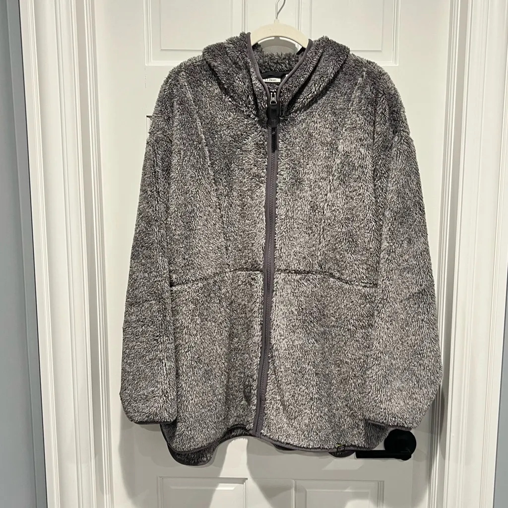 LL Bean Hi - Image 2