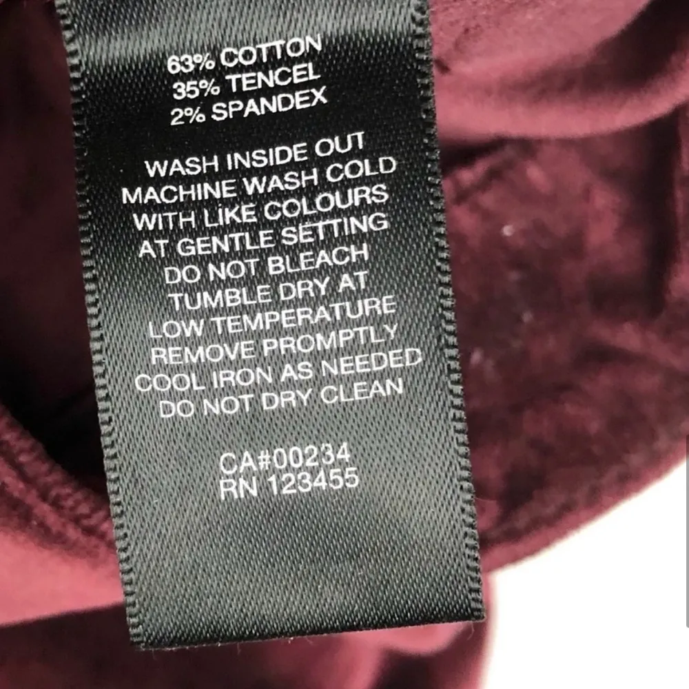 Lord & Taylor velvet ankle jeans in burgundy - Size 30 - Image 8