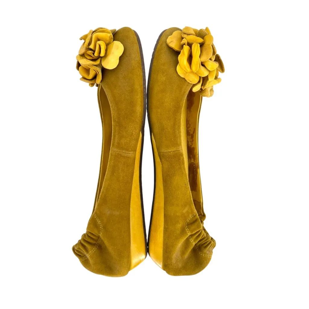 Chocolat Blu Vivian Yellow Suede Ballet Flats Floral Accent Size 8.5 - Image 5