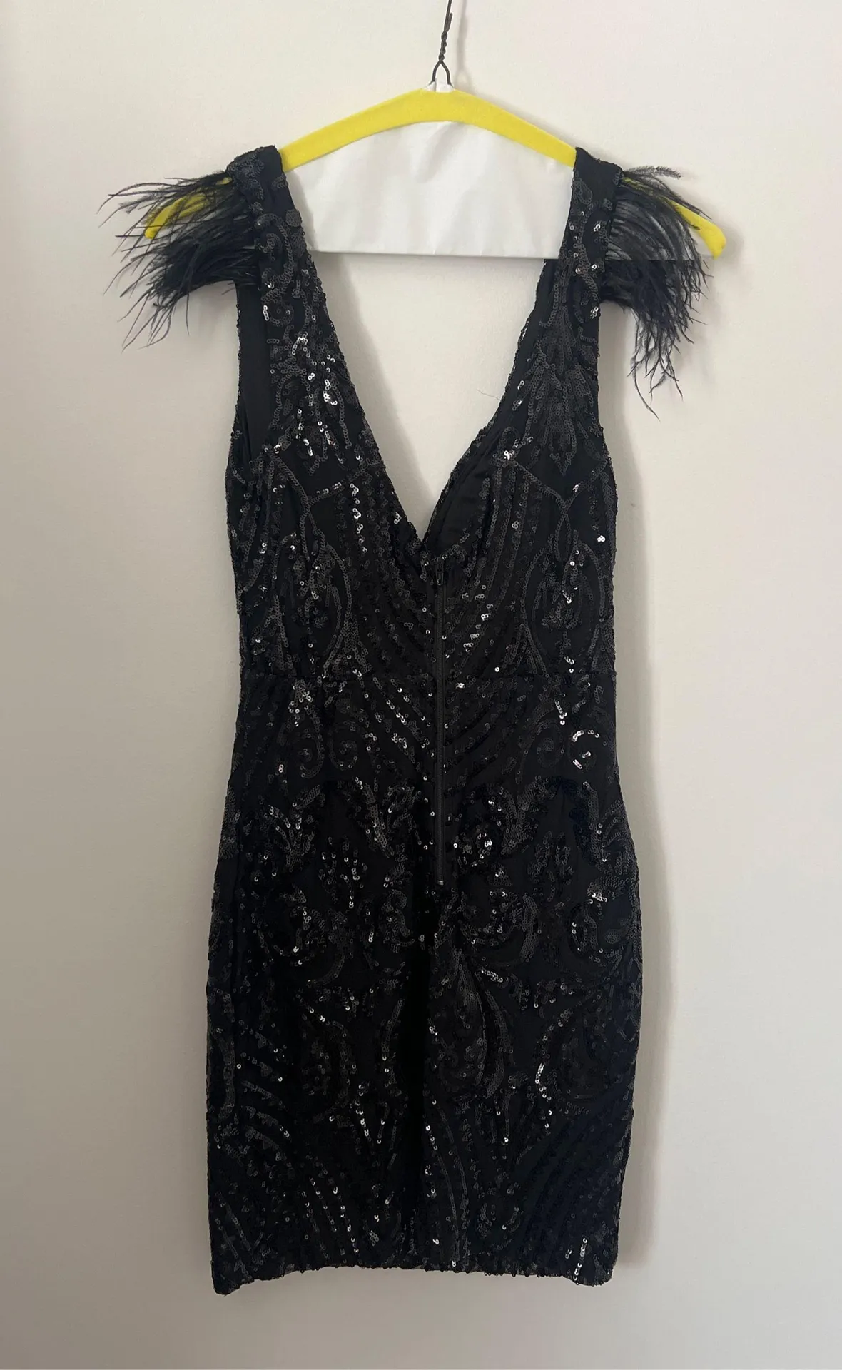 Windsor Black Sequin Homecoming Dress - Image 2
