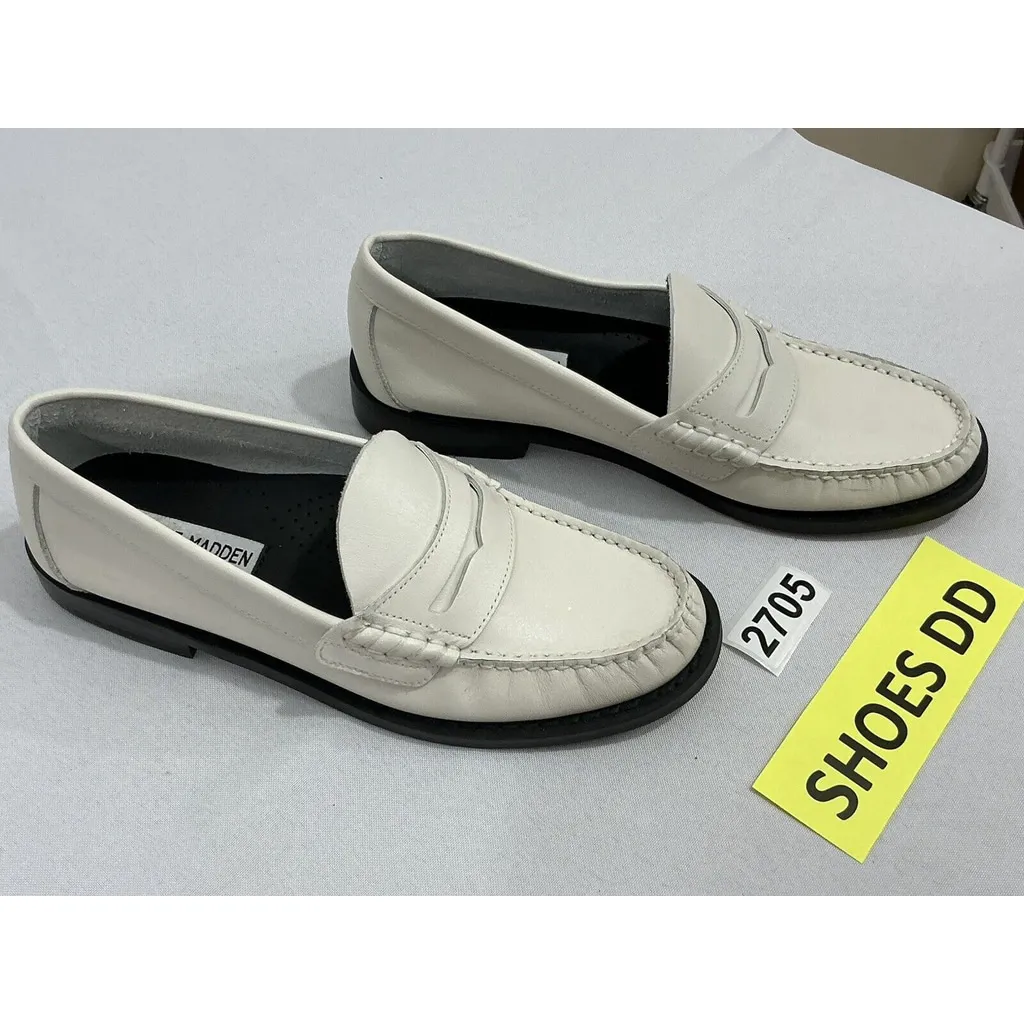 Womans Steve Madden Size 5 M Kingston White Leather Penny Loafers NWOT - Image 2