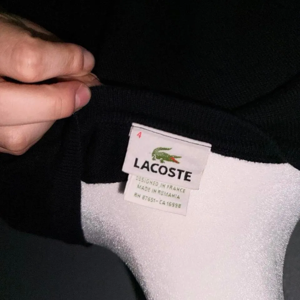 Lacoste Vintage Women's Relaxed Fit V-Neck Wool Cardigan 100% Size 4 - Image 5