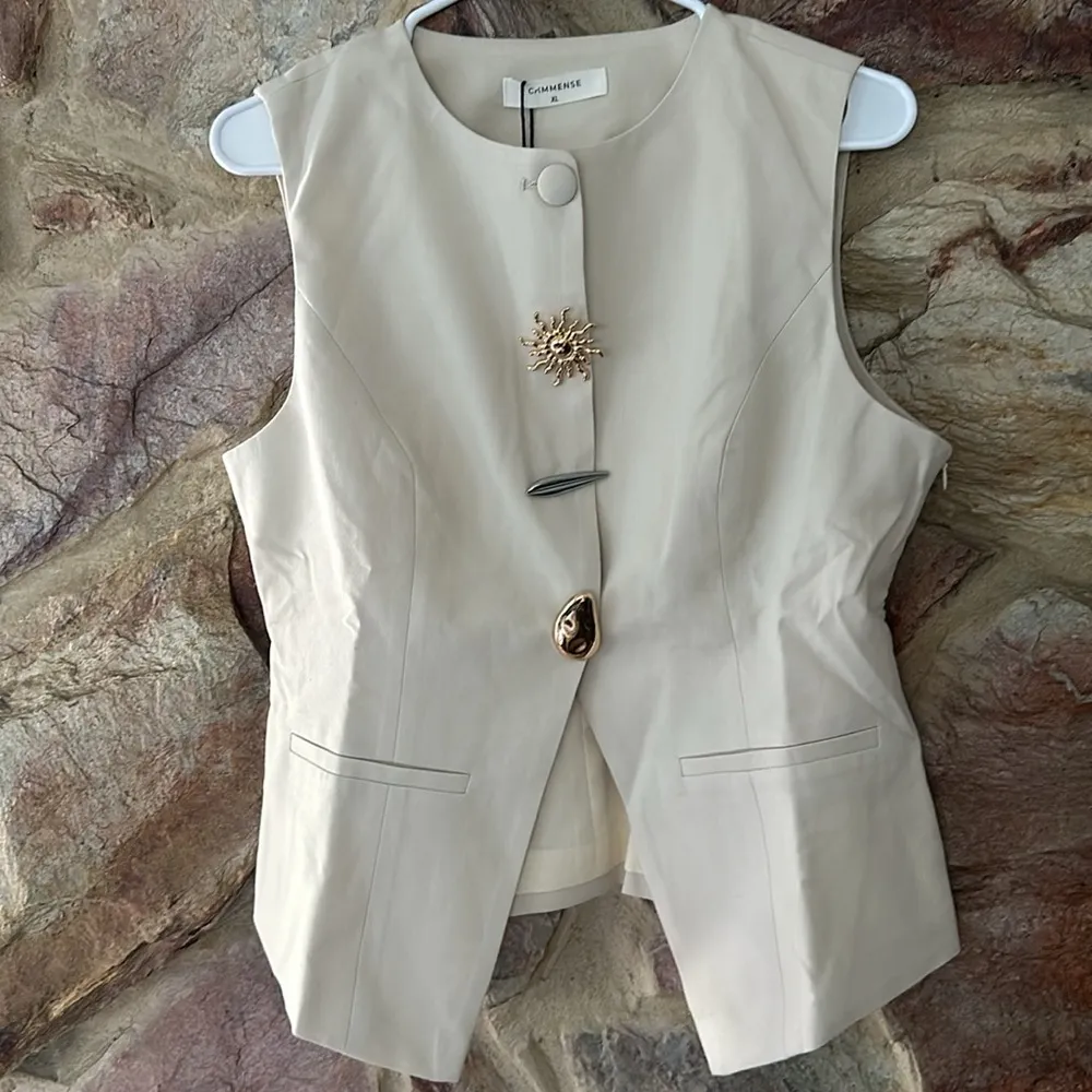 Commense Metal Detail Split Vest size xl - Image 3