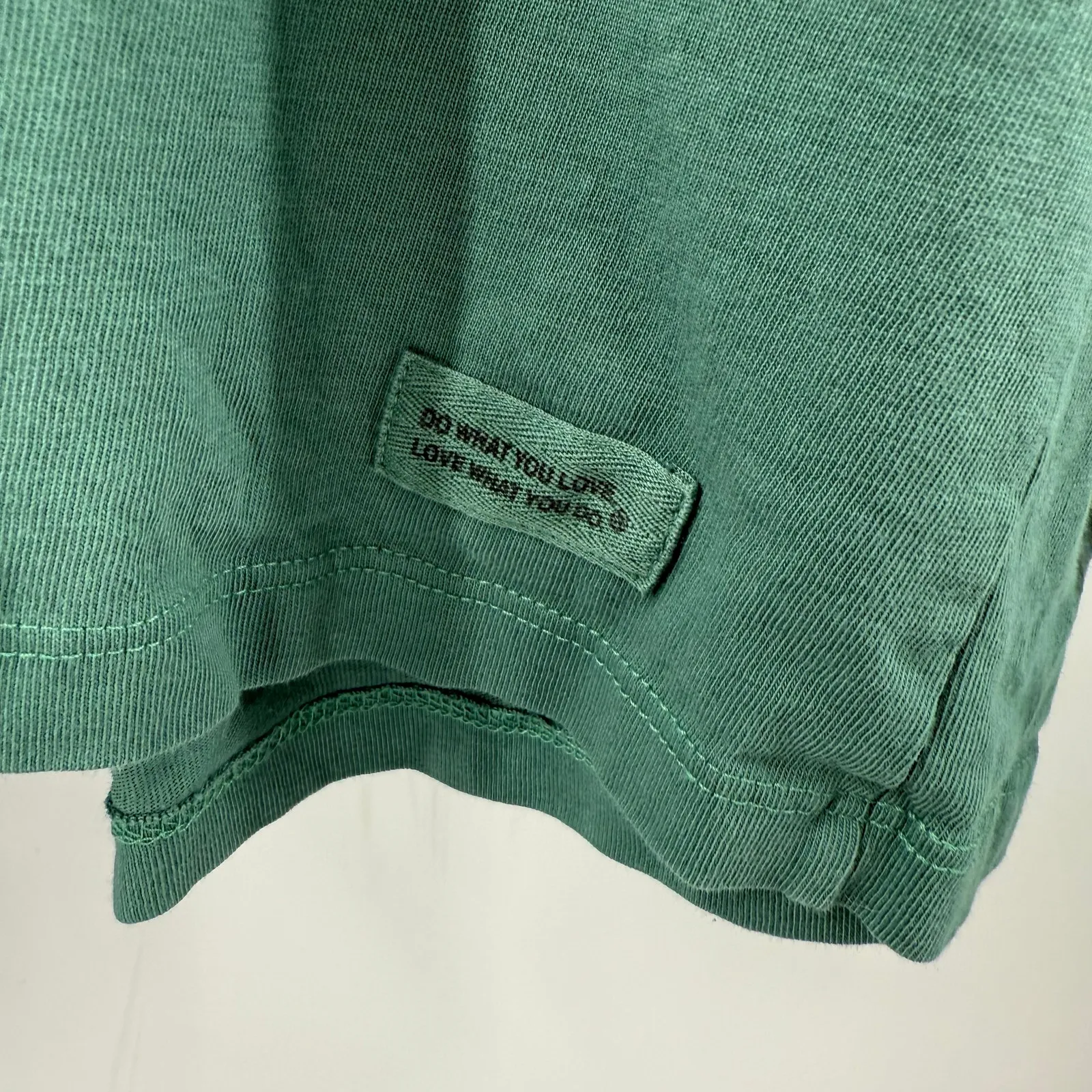 Life Is Good Crusher T-Shirt Set of 2 Extra Large S/S Blue Flower L/S Green - Image 9