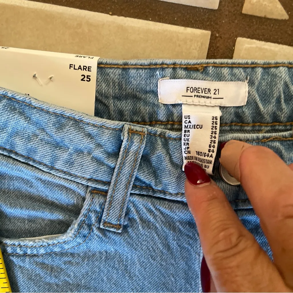 Forever 21 Denim Flare Jeans - Image 4