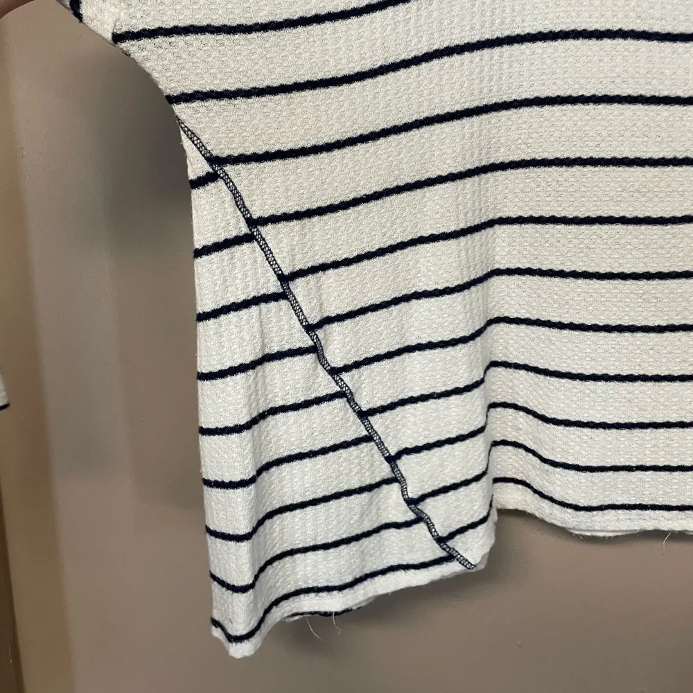 Cold Shoulder Top - Image 8