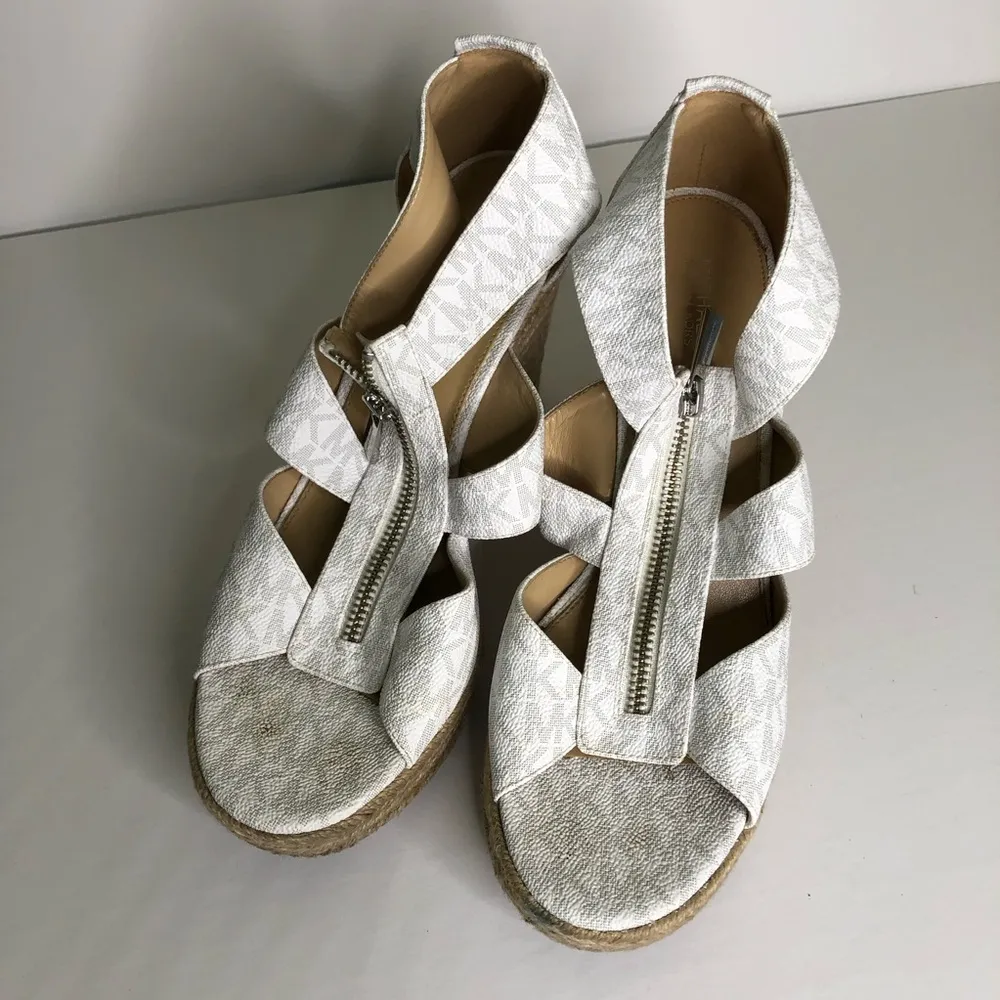 Sz 9.5 Michael Kors Damita Wedge Bright White Mini MK Logo Vanilla - Image 2