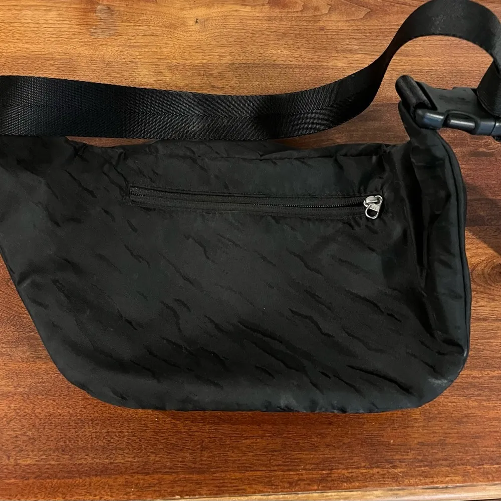 Black Large Bum Bag/Cross bag - Image 2
