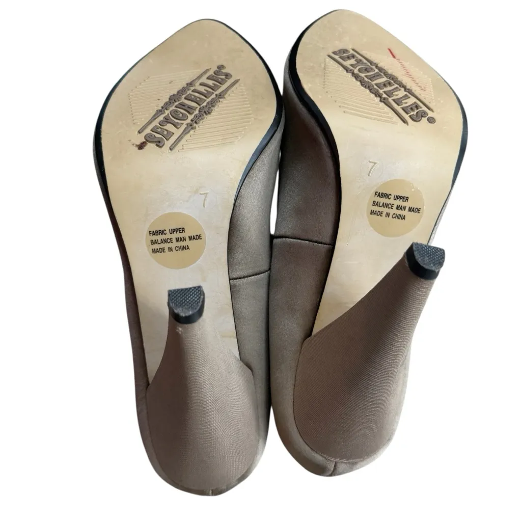 Seychelles Women’s Size 7 Open Toe Satin Rosette Heels Metallic Preppy Coquette - Image 5