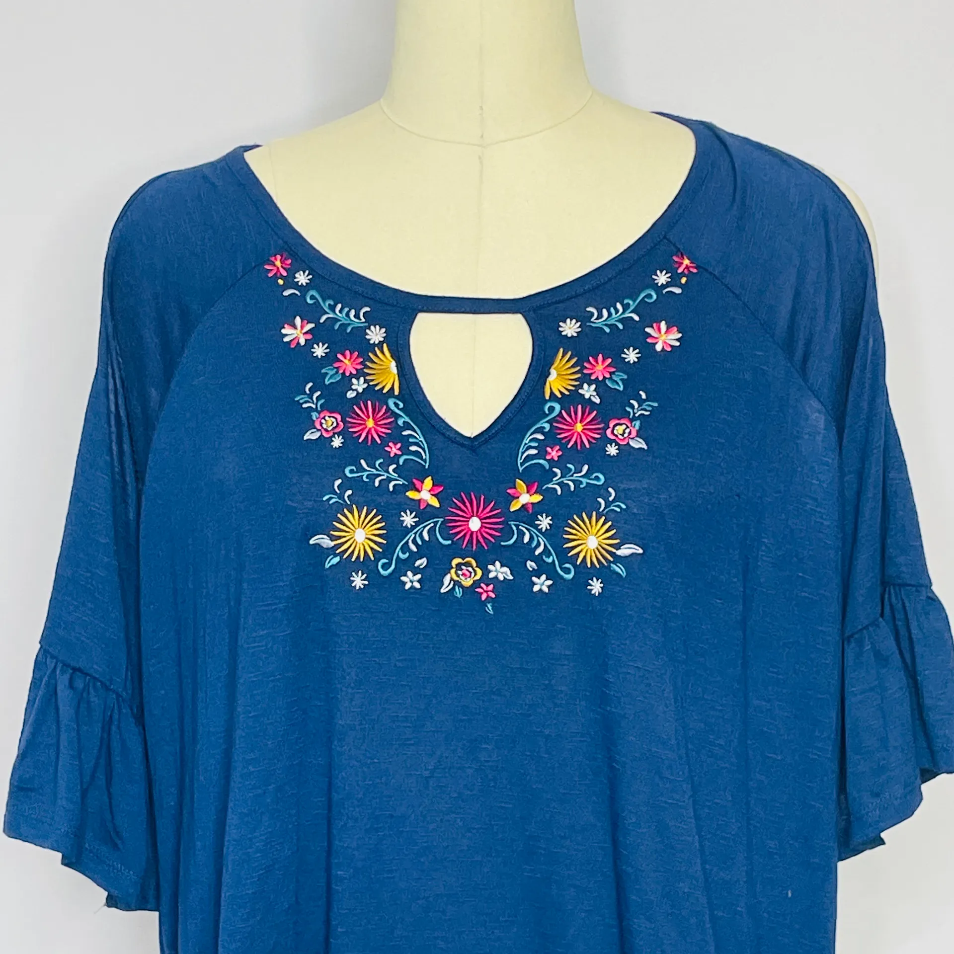 Absolutely Famous Cold Shoulder Embroidered Top - Image 4